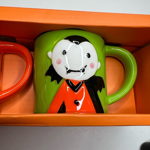 Set of 4 Halloween Ceramic Espresso Coffee Mugs Vampire Cat Skeleton Pumpkin - Picture 5 of 12